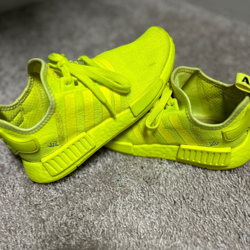 Solar yellow adidas NMD 7